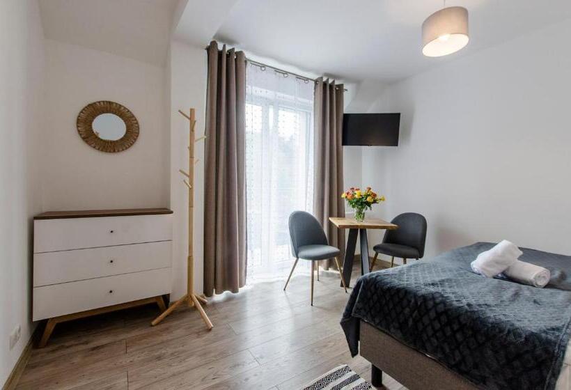 اتاق استاندارد با چشم‌انداز, Karkonoskie Widoki