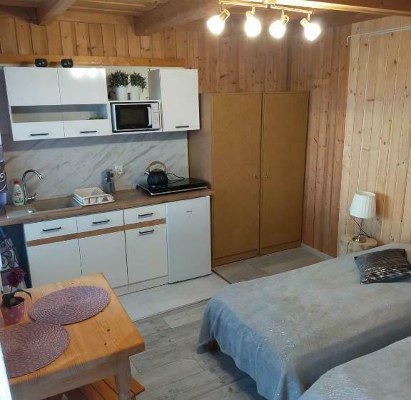 غرفة قياسية رباعية, Sichlański Zakątek