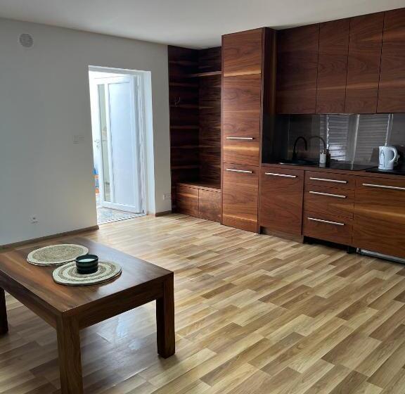 בקתת סופריור בת חדר 1, Wiking