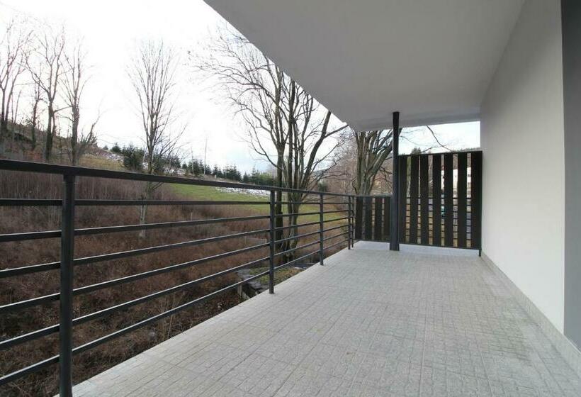 سوئیت جونیور خانوادگی, 4family Resortspa