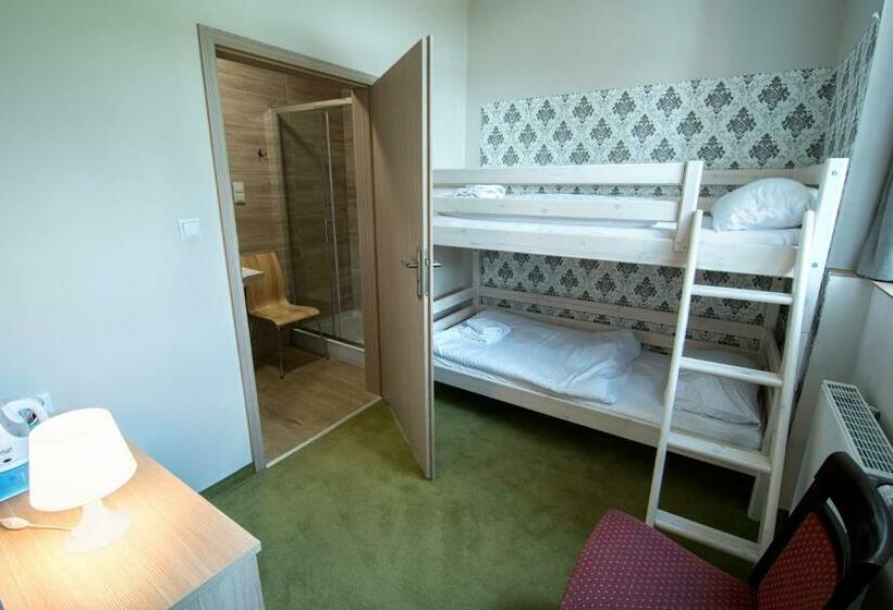 سوئیت جونیور خانوادگی, 4family Resortspa