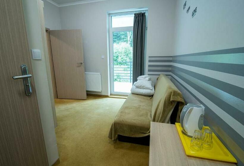 سوئیت جونیور خانوادگی, 4family Resortspa