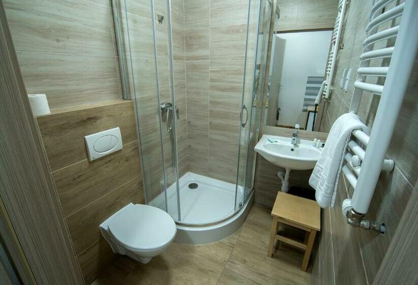 سوئیت جونیور خانوادگی, 4family Resortspa