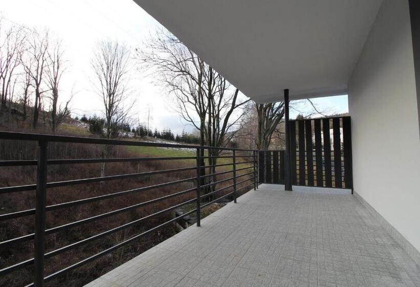 سوئیت جونیور خانوادگی, 4family Resortspa