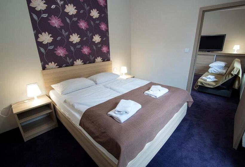 آپارتمان 1 خوابه, 4family Resortspa