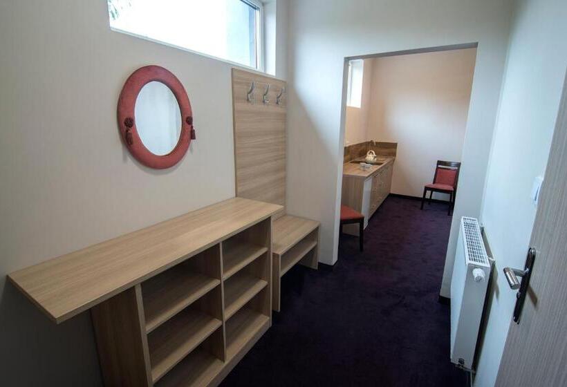 آپارتمان 1 خوابه, 4family Resortspa