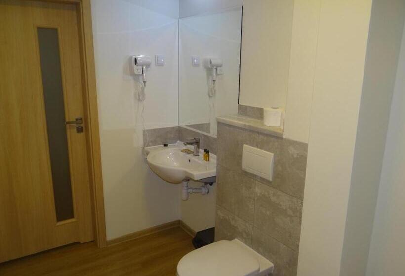 آپارتمان 1 خوابه با تراس, 4family Resortspa