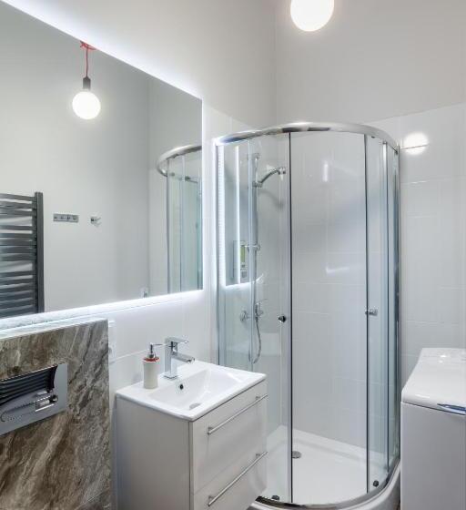 1 Bedroom Penthouse Apartment, Apartamenty Centrum Częstochowa Stara Kamienica