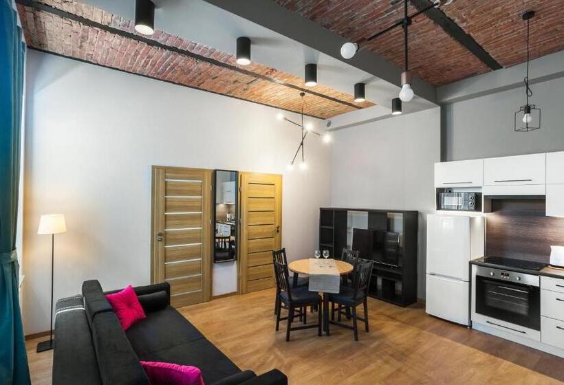 1 Bedroom Penthouse Apartment, Apartamenty Centrum Częstochowa Stara Kamienica