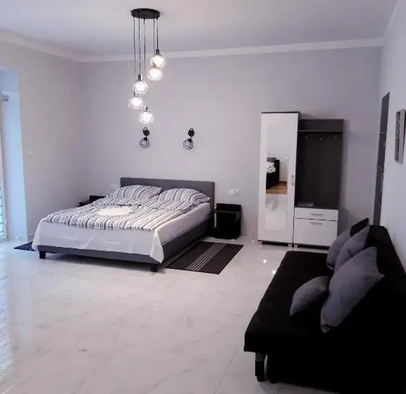 １ベッドルームアパートメント, Apartamenty Polna