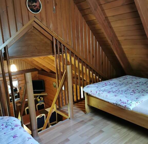 חדר משפחתי נוף לגינה, Agroturystyka W Ogrodach