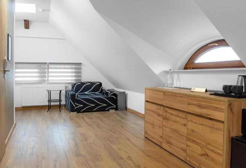 Трежместный Номер Economy, Apartamenty, Boutique Rooms Villa 82, Parking