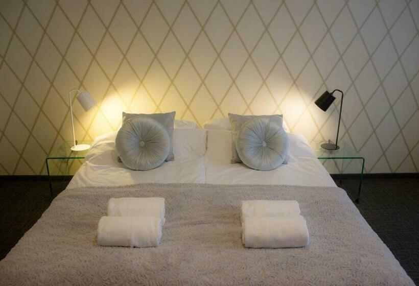 חדר סטנדרט, Arboretum