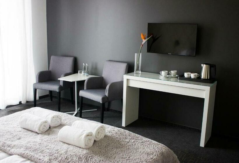 חדר סטנדרט, Arboretum