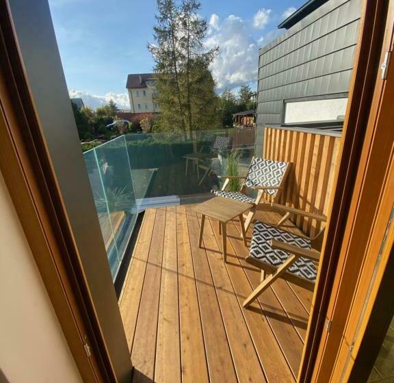 חדר דלוקס עם מרפסת, Nova Apartamenty Rewa