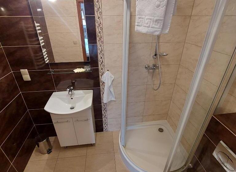 חדר סטנדרט לארבעה, Pensjonat Poranna Rosa