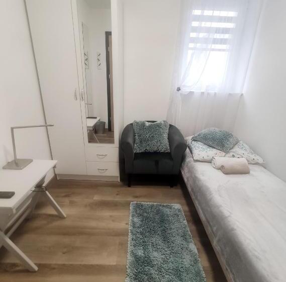 스탠다드 싱글 룸, Wellspring