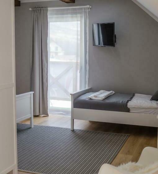 اتاق استاندارد سه تخته با بالکن, Willa Malinka Wiså‚a