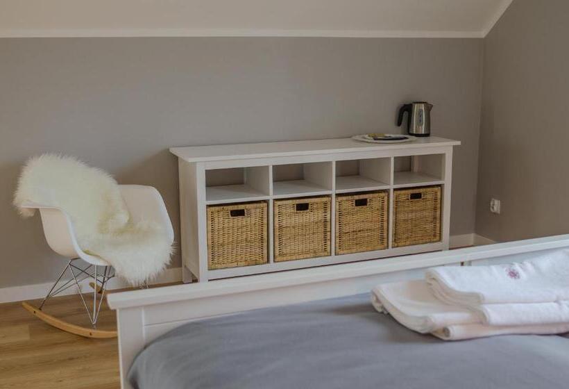 اتاق استاندارد با بالکن, Willa Malinka Wiså‚a