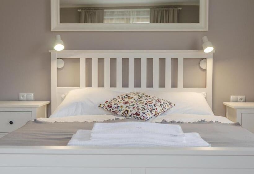 اتاق استاندارد با بالکن, Willa Malinka Wiså‚a