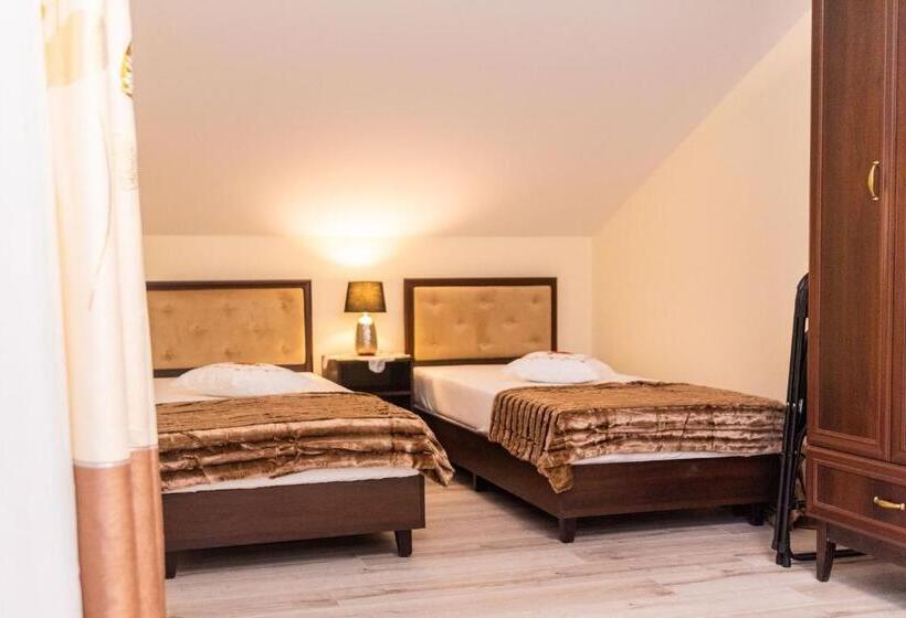 غرفة قياسية, Artur