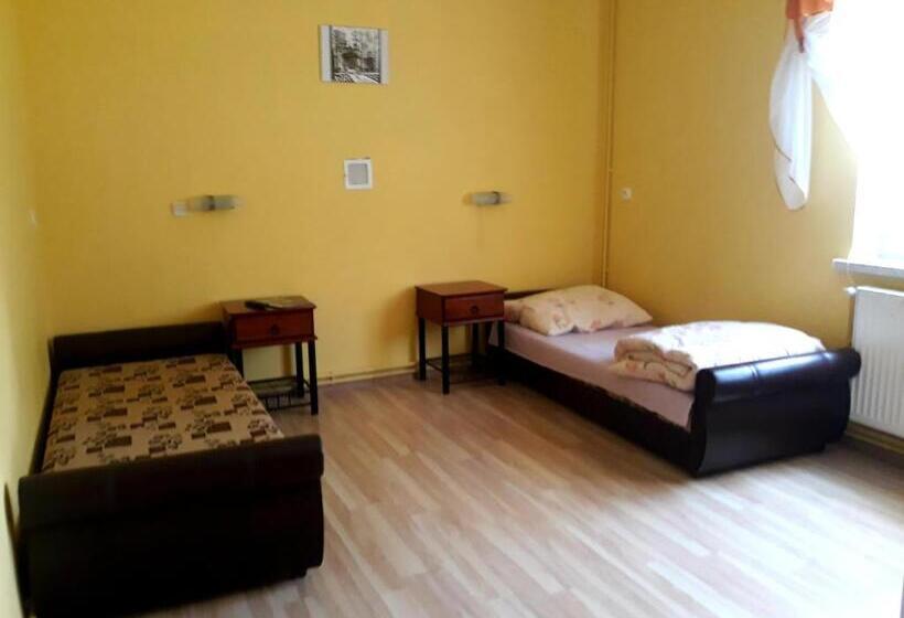 غرفة قياسية, Gospodarstwo Agroturystyczne Pod Lasem Maria Płazio