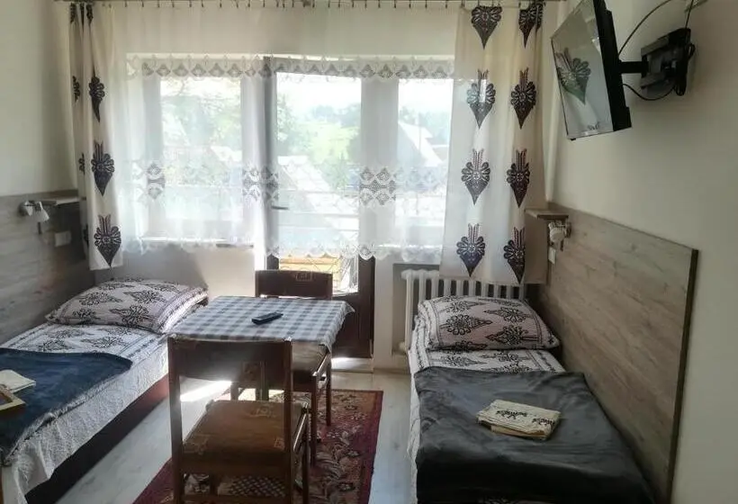 Standard-huone Parveke, Pokoje Gościnne U Babuni