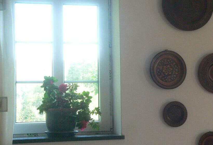 חדר סטנדרט לארבעה, Stara Plebania