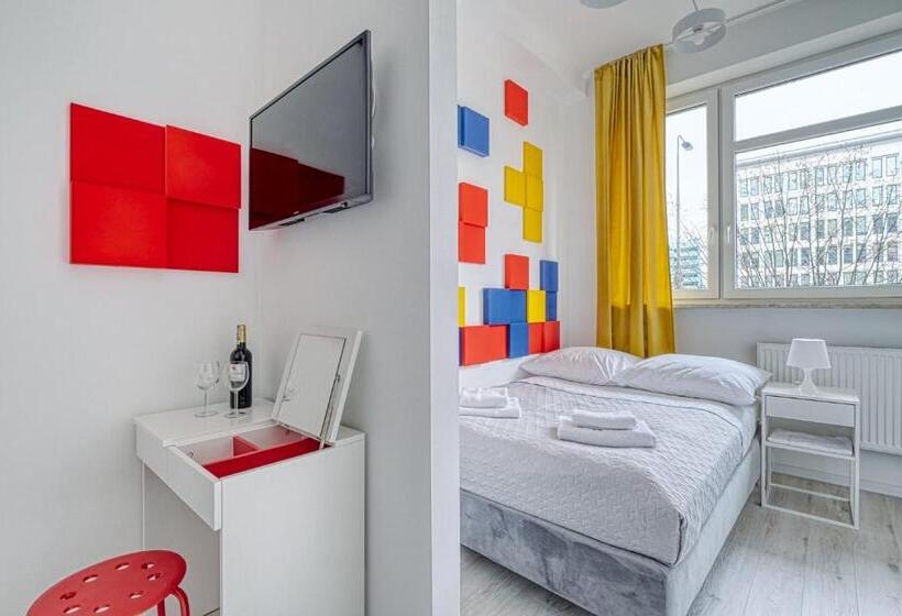 דירת חדר, Level Rooms