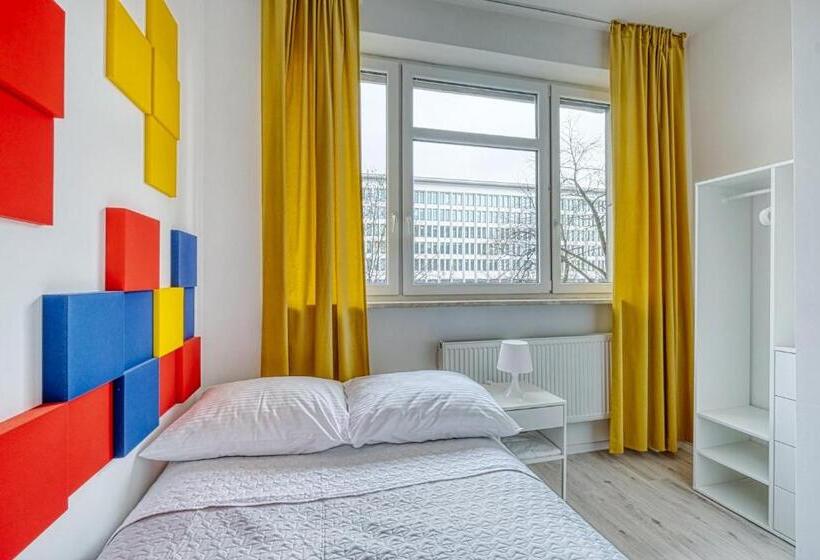 דירת חדר, Level Rooms