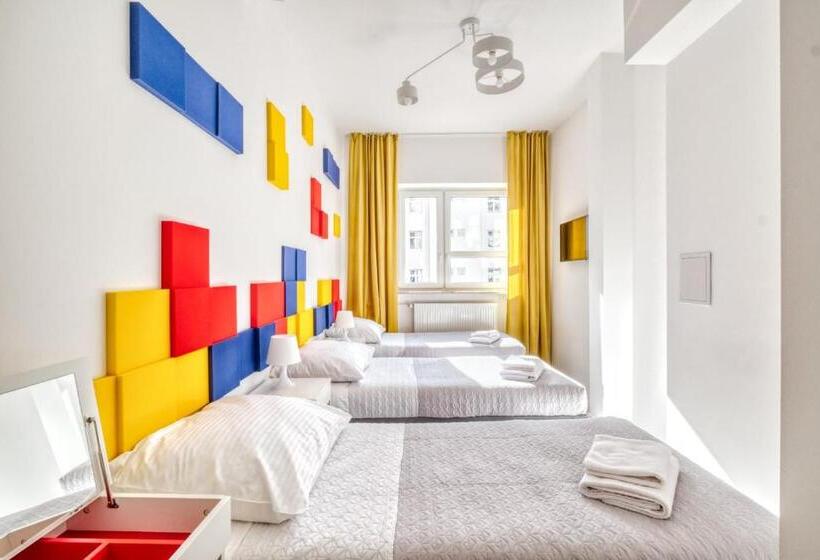 Quarto Triplo Estandar, Level Rooms