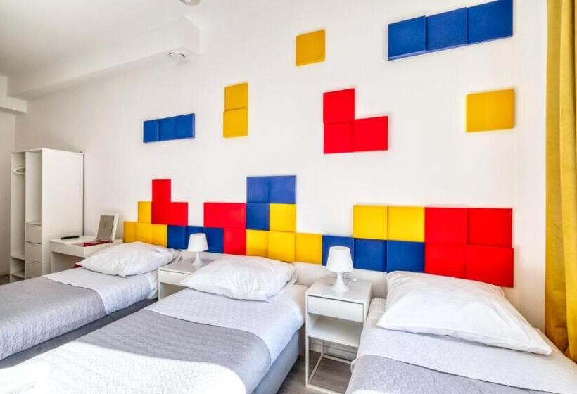 Quarto Triplo Estandar, Level Rooms