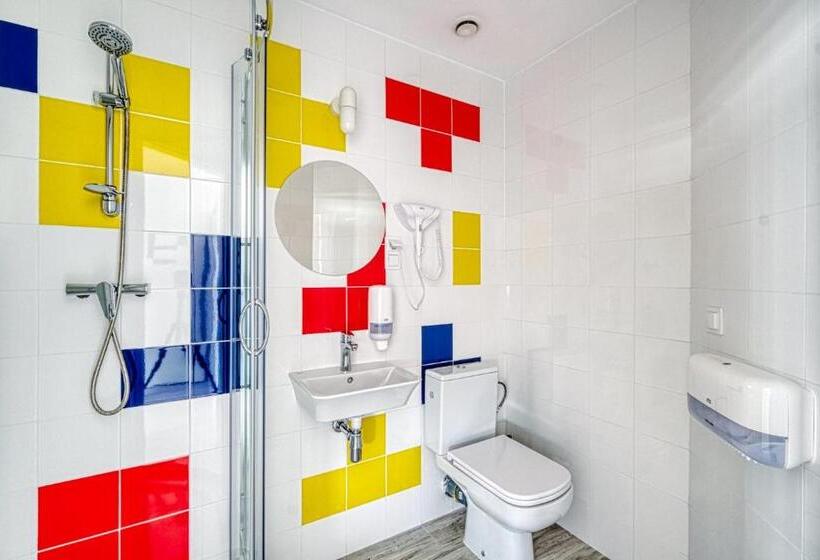 חדר סטנדרט, Level Rooms