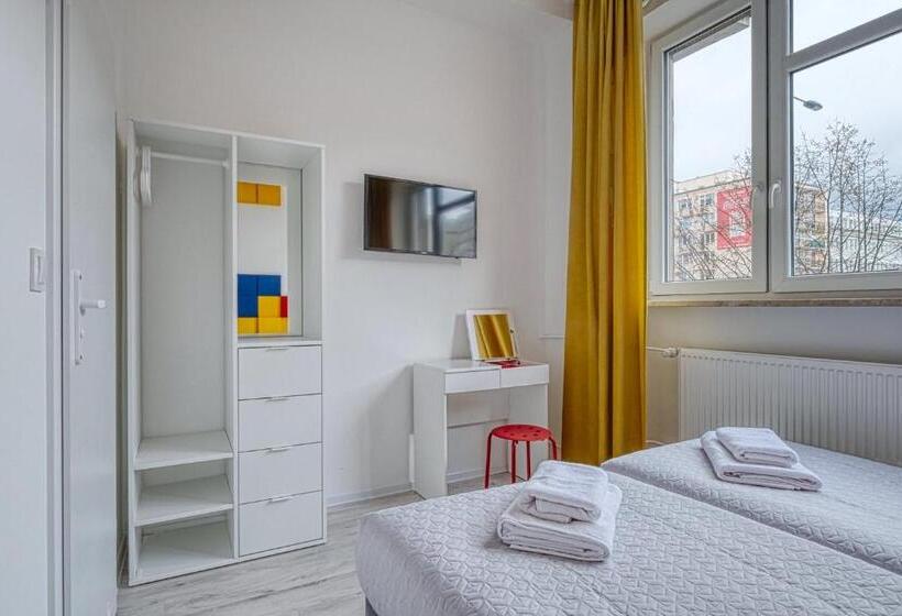 חדר סטנדרט, Level Rooms