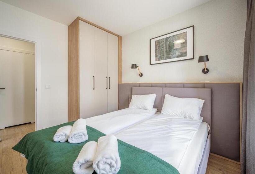 Apartamento 2 Dormitórios, Marina Apartments