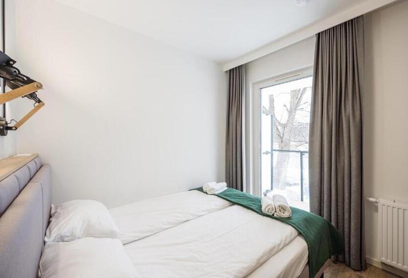 2 Bedrooms Apartment River View, Marina Apartments