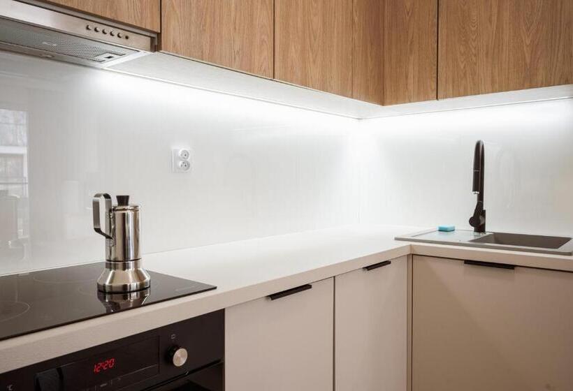 1 Bedroom Apartment River View, Marina Apartments