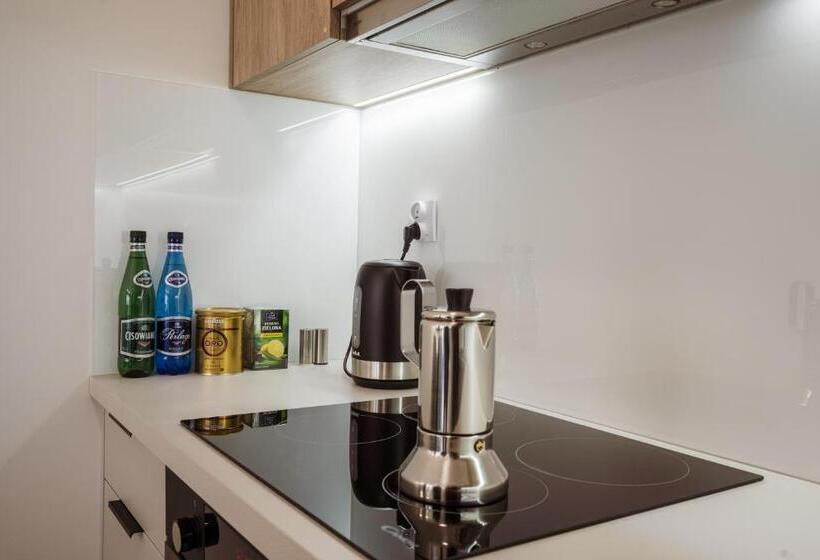 2 Bedrooms Apartment River View, Marina Apartments