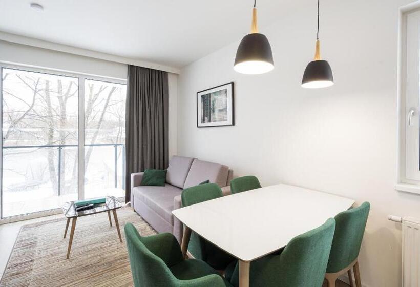 2 Bedrooms Apartment River View, Marina Apartments