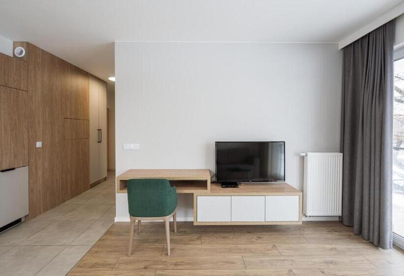 2 Bedrooms Apartment River View, Marina Apartments