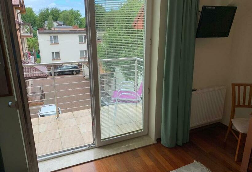 اتاق استاندارد, Korab 2