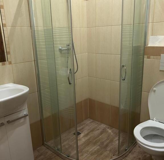 غرفة إقتصادية, Ośrodek Agroturystyczny Przystanek Koński Dwór