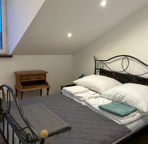 غرفة أساسية, Ośrodek Agroturystyczny Przystanek Koński Dwór