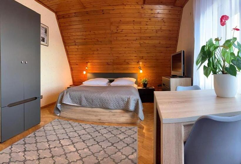 Номер Стандарт Трехместный, Pensjonat Paradise