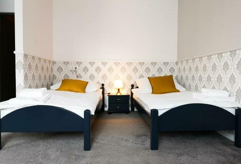 غرفة قياسية, Tara