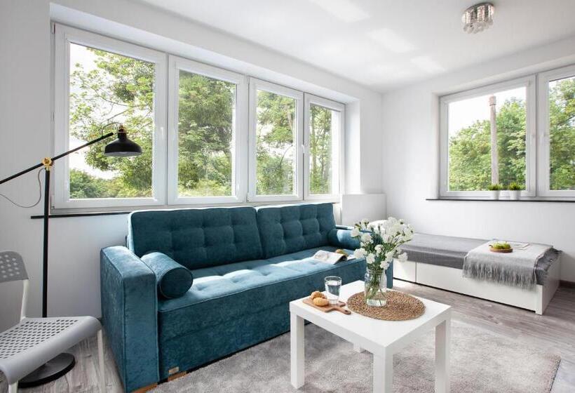 スタンダードトリプルルーム, Rj Hostel Chrobrego 79