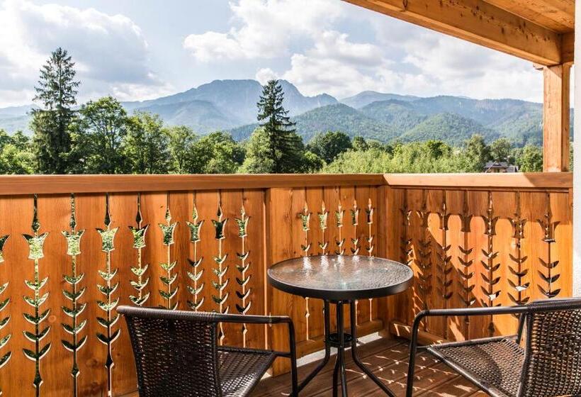 1 Bedroom Apartment Mountain View, Royal Hill Residence