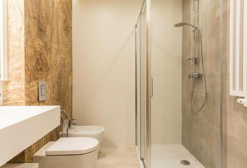 带1个卧室带观景的公寓, Royal Hill Residence