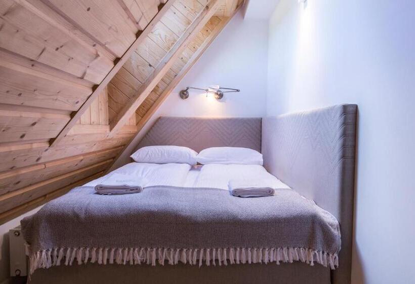 带1个卧室的豪华公寓, Royal Hill Residence