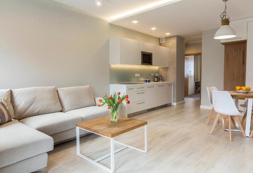 带1个卧室的豪华公寓, Royal Hill Residence